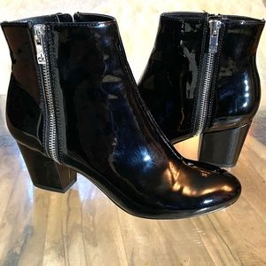 Calvin Klein Black Patent Leather Zipper Ankle Boots Size 7.5 NWOT
